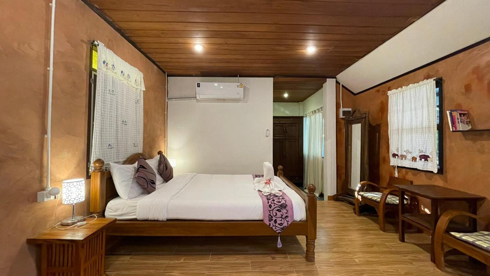 Baan B&B Сукотай Стая снимка
